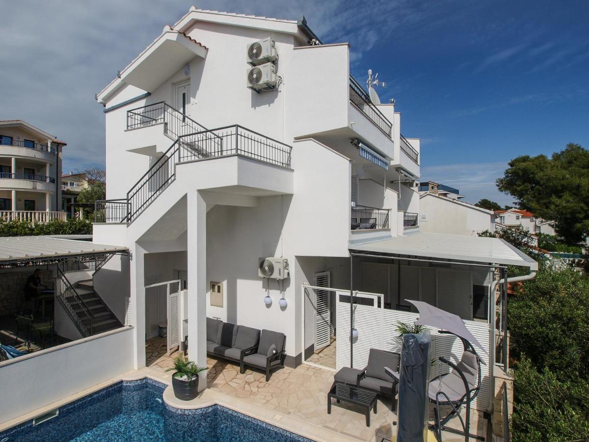 Villa Sirenis تروغير المظهر الخارجي الصورة