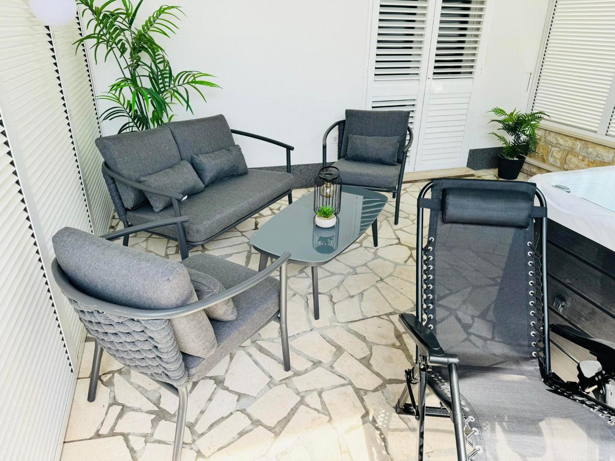 Villa Sirenis تروغير المظهر الخارجي الصورة